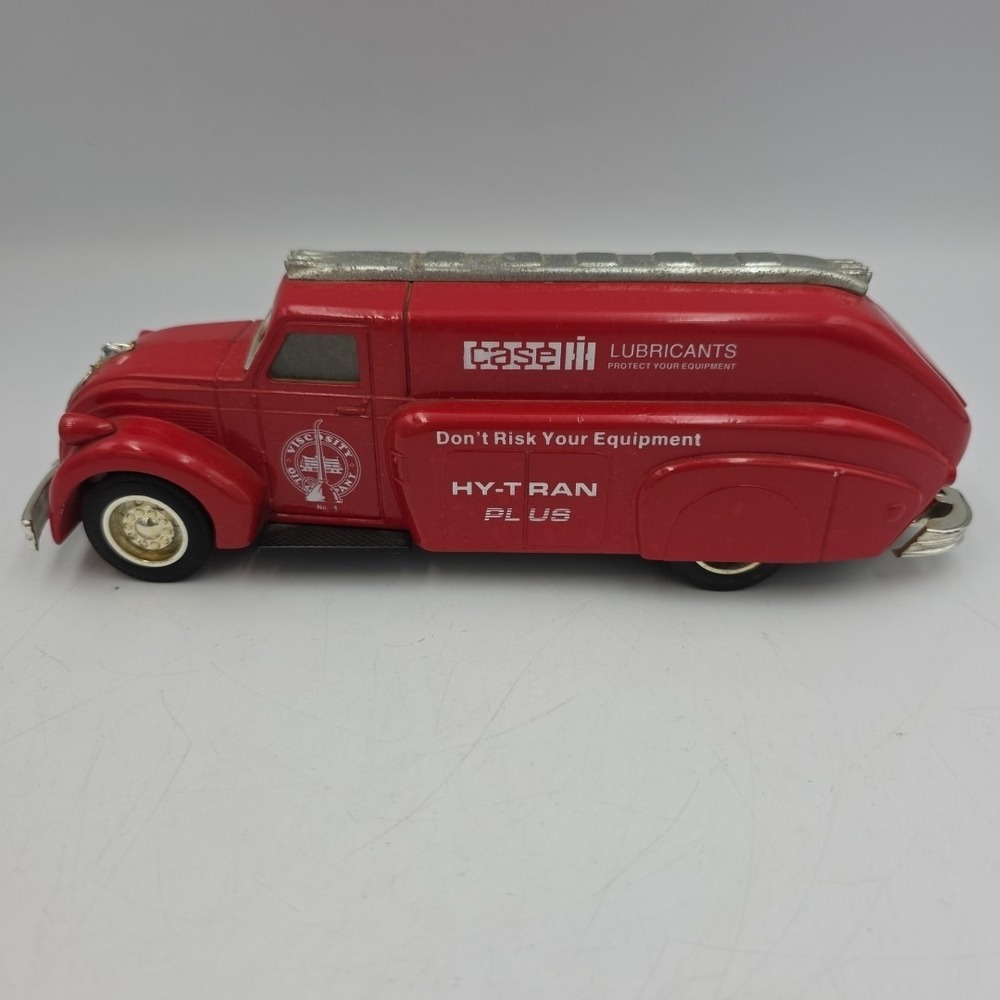 Ertl Case IH Lubricants 1939 Dodge Airflow Tanker Truck Coin Bank With Key‎